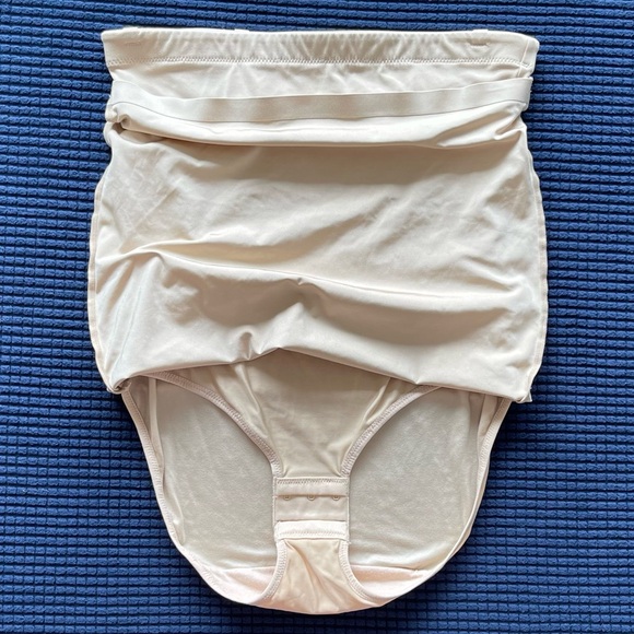 NWOT Shapewear Strapless Dress w/ Sewn-In Bodysuit - Picture 3 of 5